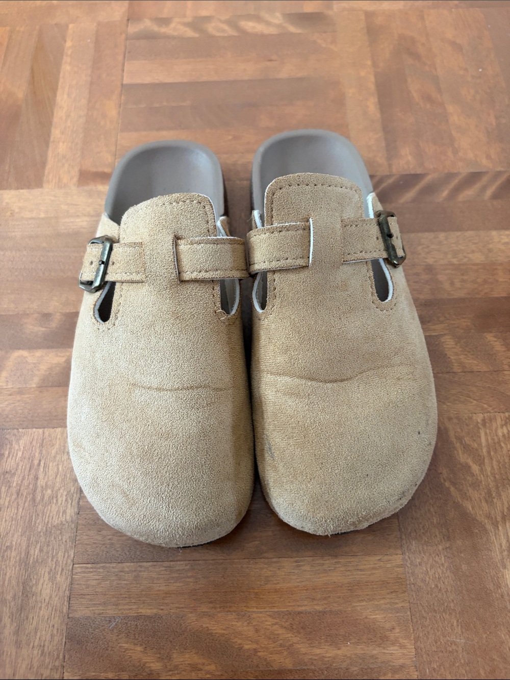Tan Clog 6